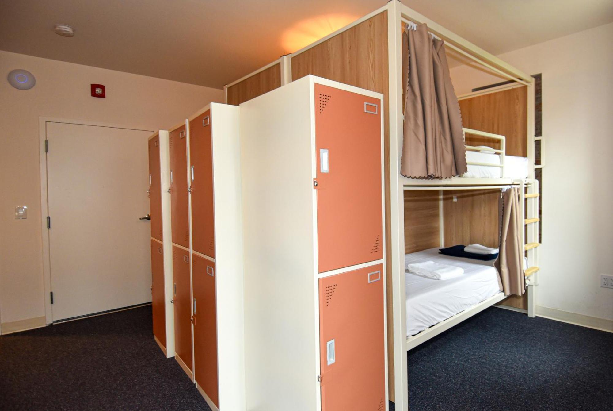 Caravan Hostel Dc Washington Esterno foto