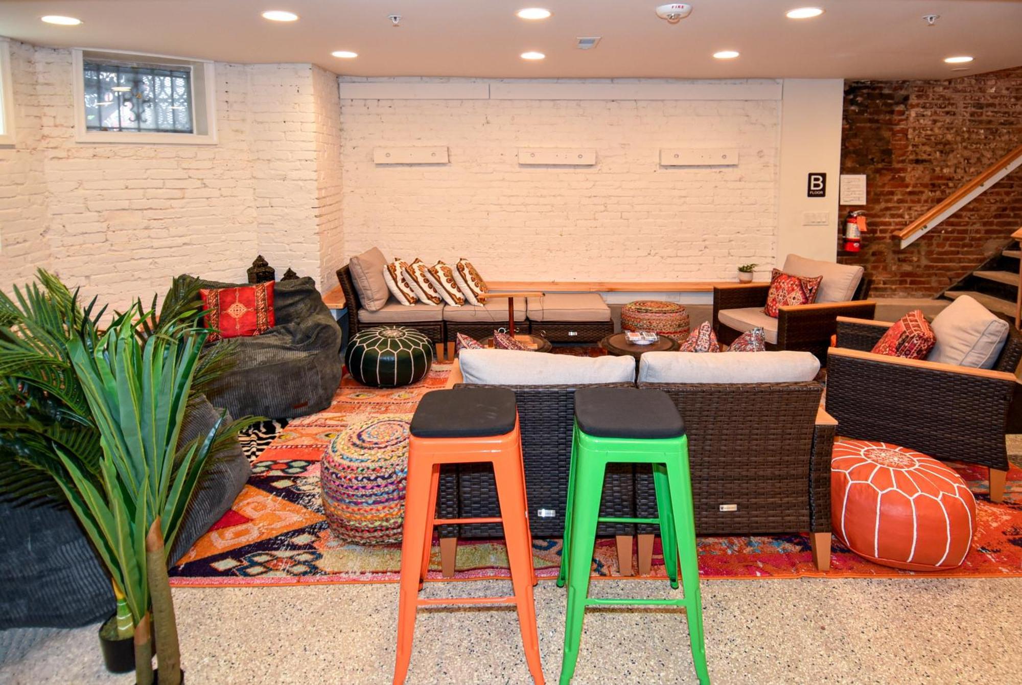 Caravan Hostel Dc Washington Esterno foto
